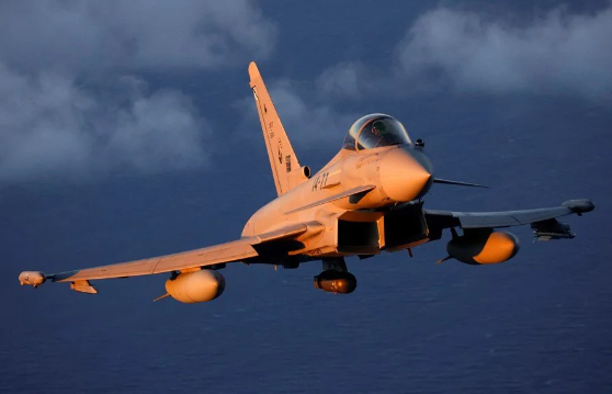 Amerikalılar duyurdu: Türkiye'ye verilmeyen Eurofighter savaş uçakları Arap ülkesine verilecek