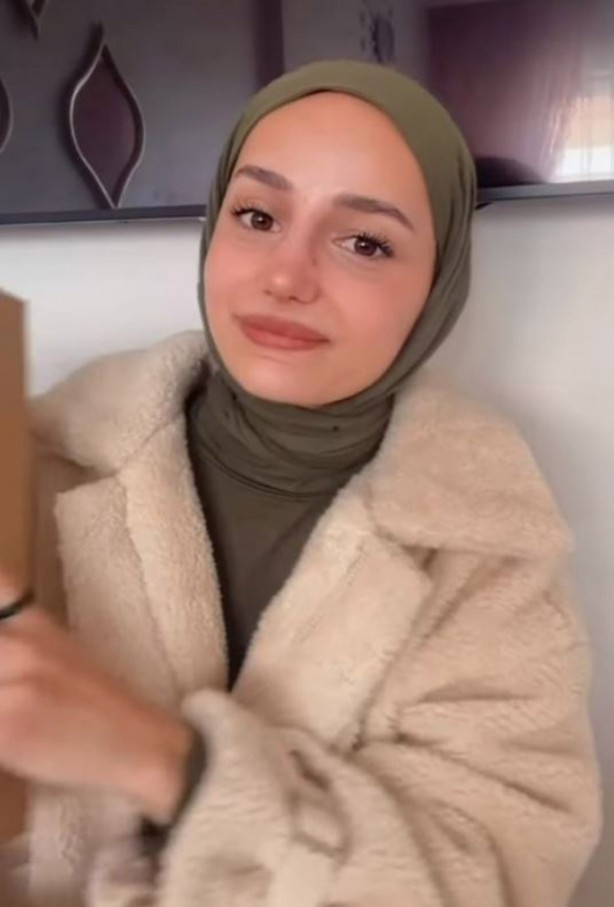 Foto - "Amin" videosuyla ünlenmişti! "Başörtülü" fenomen öyle bir şey yaptı ki, ağızlar bir karış açık kaldı! Heh, bir bu eksikti 