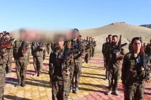 Anadolu Ajansı görüntüledi! İşte terör örgütü PKK'nın Sincar'daki kampları