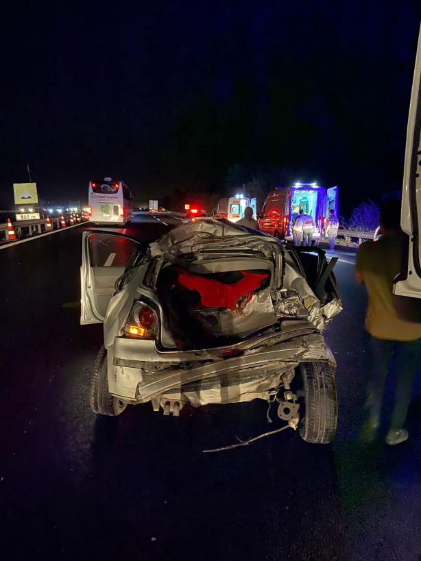 Foto - Anadolu Otoyolu'nda feci kaza! Ölüler ve yaralılar var