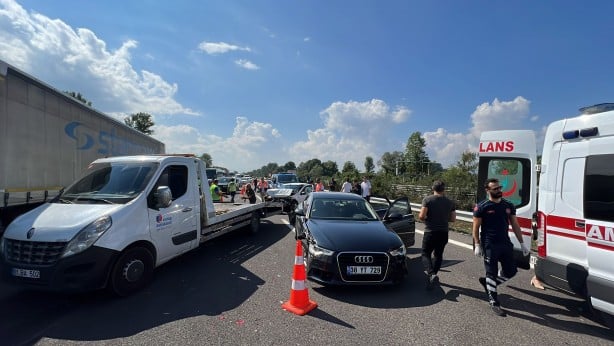 Anadolu Otoyolu'nda zincirleme kaza
