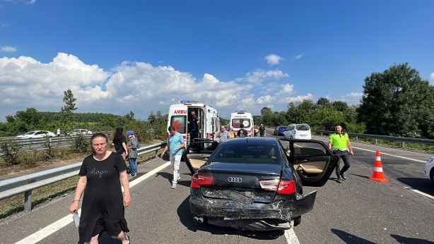 Foto - Anadolu Otoyolu'nda zincirleme kaza