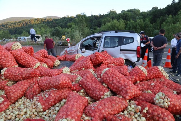 Foto - Anadolu Otoyolu'nda zincirleme kaza! Yaralılar var