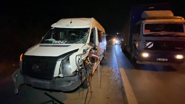 Foto - Anadolu Otoyolu'ndaki zincirleme kazada 1 kişi yaralandı