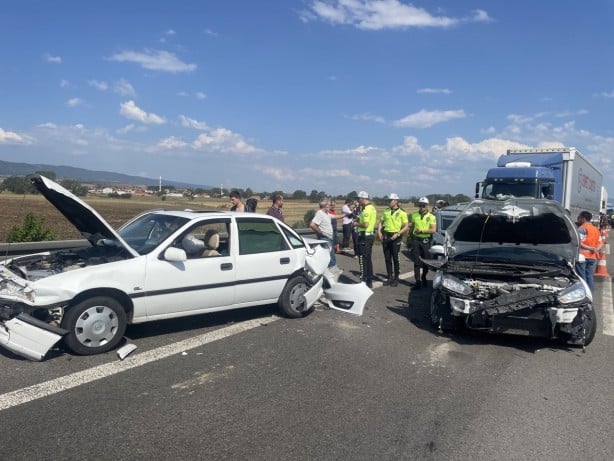 Anadolu Otoyolu'nda zincirleme trafik kazası