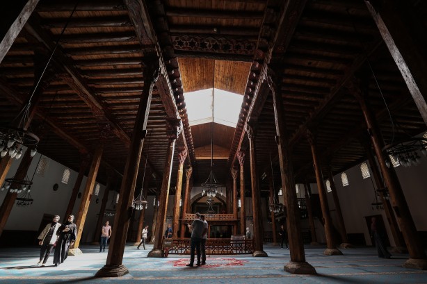 Foto - Anadolu'nun en büyük ahşap direkli camisi Beyşehir Eşrefoğlu Camii, UNESCO Dünya Mirası Listesi’nde