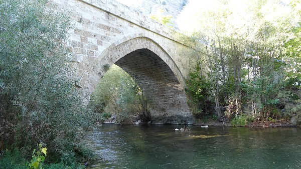 Foto - Anadolu'nun en eskilerinden! 600 yıllık köprü zamana direniyor
