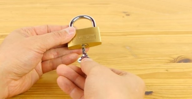 Foto - Anahtar kopyalamanın en basit yolu