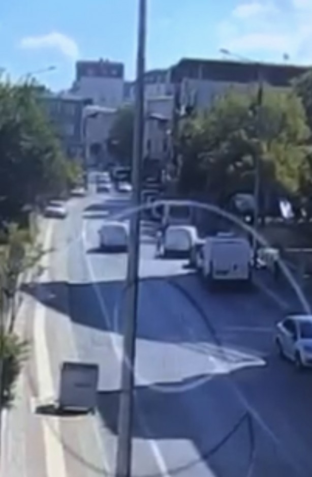 Foto - Anahtarı kontakta bırakarak pide almaya gitti, 400 bin liralık aracından oldu