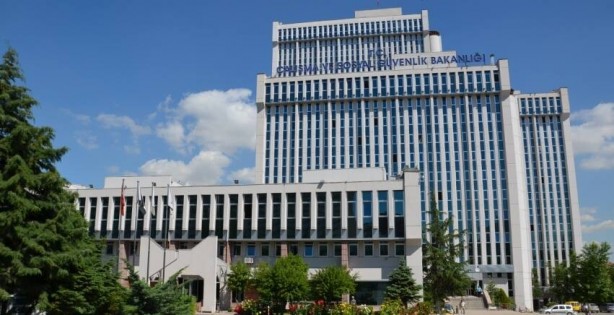 Foto - Analistlerden çarpıcı tahmin! Altının yolunu belirleyecek 'teknik kavşak'
