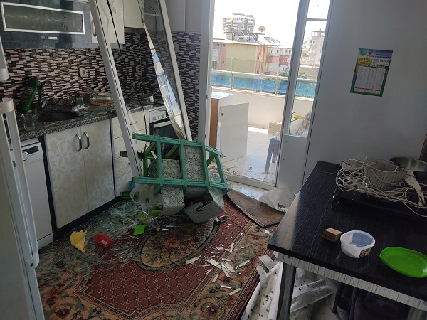 Foto - Anamur tanınmaz halde! Hortum ardında harabe bıraktı