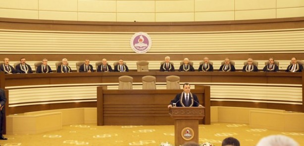 Foto - Anayasa Mahkemesi'nden skandal karar! İşte bu hiç hesapta yoktu! Resmen zil takıp oynayacaklar