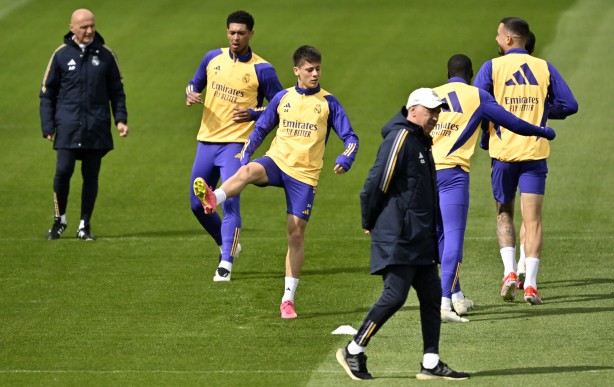 Foto - Ancelotti yapamadı ama dünya futbolunun yeni profesörü yapacak! Şampiyonluk hediyesi olarak geliyor: Şok Arda detayı…