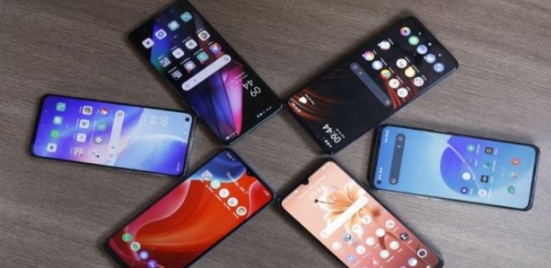 Foto - Android 14 alacağı kesinleşen telefonların listesi