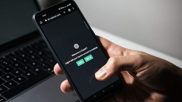 Foto - Android, ChatGPT uygulaması artık Türkiye’de