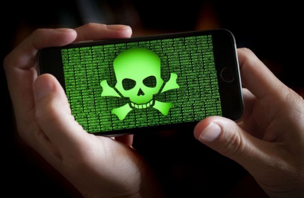 Foto - Android kullanıcıları dikkat! Kredi kartı bilgileriniz tehlikede