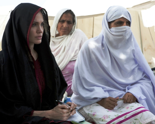 Foto - Angelina Jolie: Gazzeliler 20 yıldır şiddetli abluka altındalar İnsanlık acil ateşkes talep ediyor