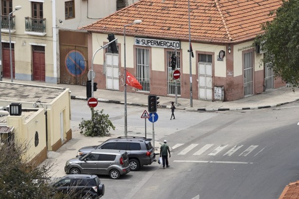 Foto - Angola sokakları, Cumhurbaşkanı Erdoğan'ı bekliyor