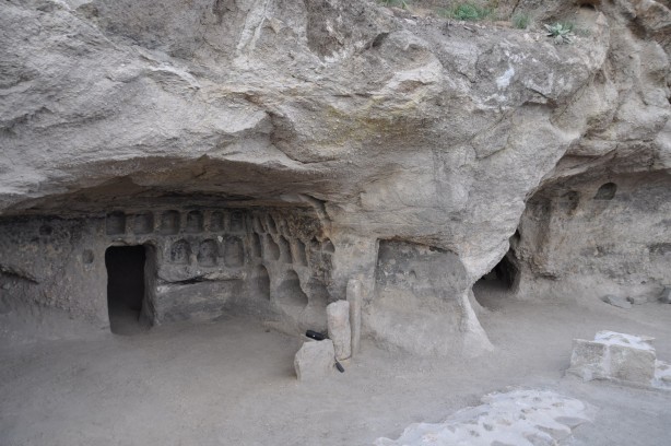 Foto - Ani Ören Yeri’nde ilk kaya mescidi gün yüzüne çıkarıldı