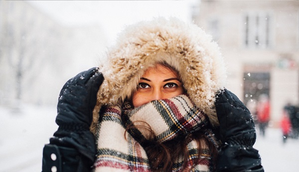 Foto - Ani sıcaklık değişimi zarar veriyor! Cildinizi soğuk havaya karşı korumanın 7 sırrı