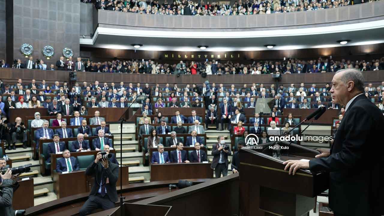 Ankara çalkalanıyor: 4 isim AK Parti'ye katılıyor, parti rozetini takmalarına saatler kaldı