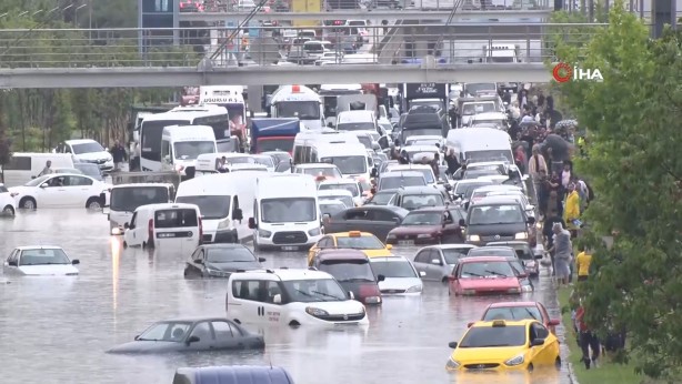 Foto - Ankara perişan oldu! ABB alt yapı çalışması yapmıyor