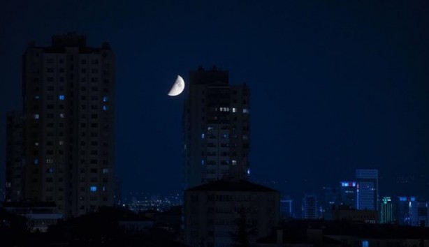 Foto - Ankara'da etkileyici görüntüler! Herkes telefonlarına sarıldı