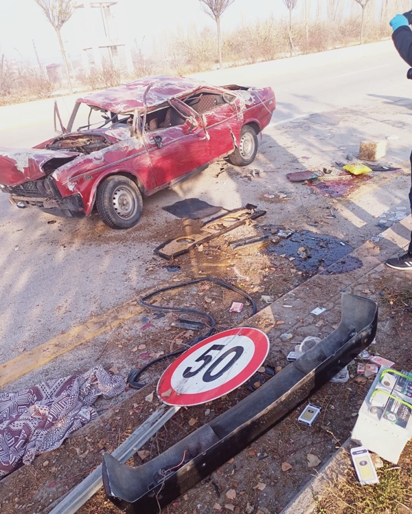 Foto - Ankara'da feci kaza: 1 ölü, 3 yaralı