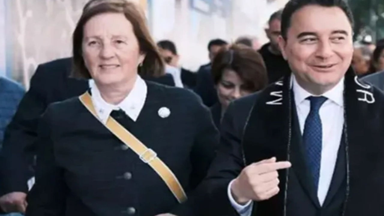 Foto - Ankara'da hareketli saatler! Eski Aile Bakanı CHP'ye katıldı