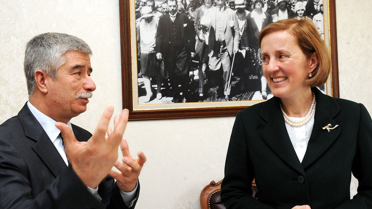 Foto - Ankara'da hareketli saatler! Eski Aile Bakanı CHP'ye katıldı