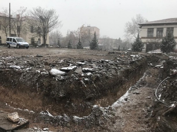 Foto - Ankara'da inşaat sırasında bulundu! Hemen götürüldü