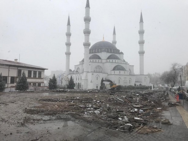 Foto - Ankara'da inşaat sırasında bulundu! Hemen götürüldü