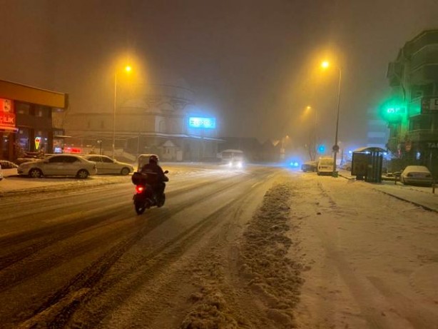 Foto - Ankara'da kar yağışı etkili oldu
