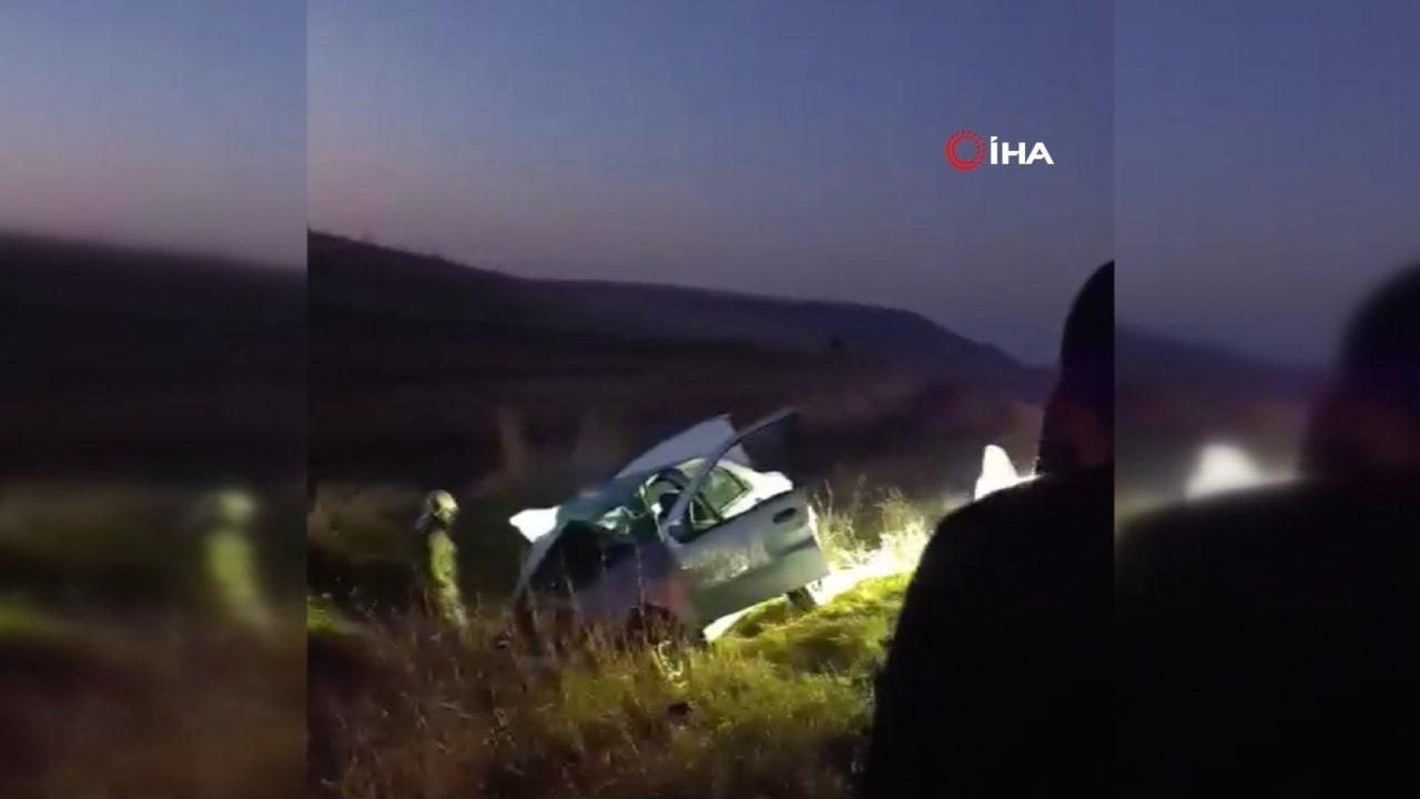 Foto - Ankara’da korkunç kaza! Otomobiller kafa kafaya çarpıştı: 3 ölü, 4 yaralı