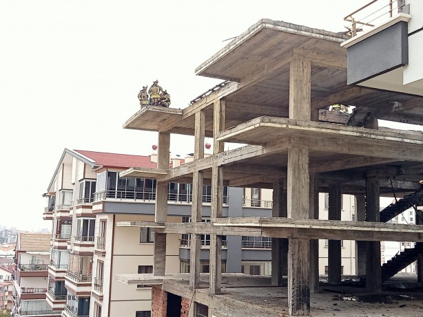 Foto - Ankara'da korkutan inşaat yangını