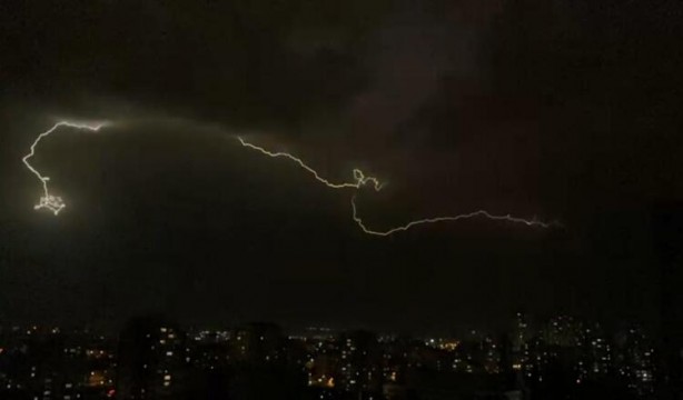Foto - Ankara'da şimşekler gökyüzünü aydınlattı