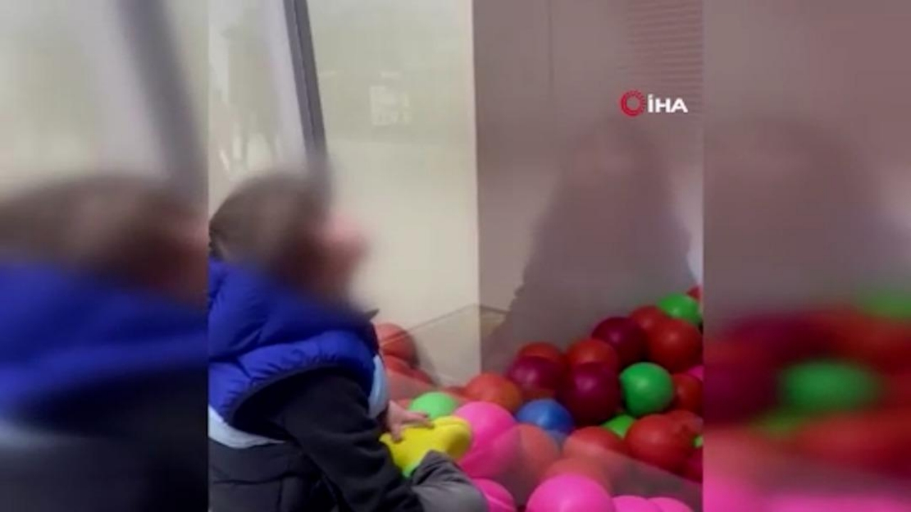 Foto - Ankara’da skandal olay! Küçük çocuk oyun alanına alınmadı, sebebi "pes" dedirtti