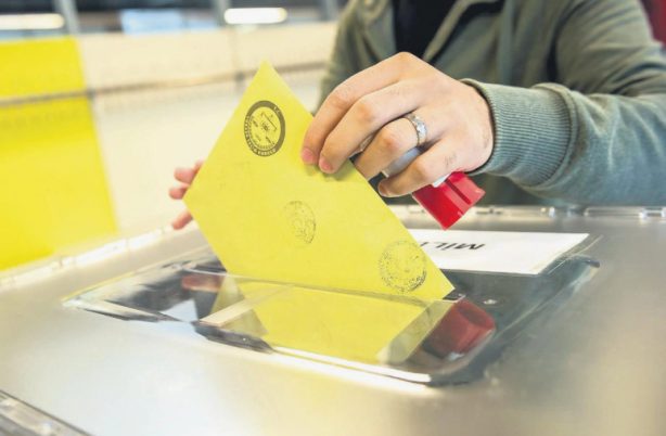Foto - Ankara'da son seçim anketinin sonucu duyuruldu! Mansur Yavaş'ın oy oranı tam anlamıyla olay