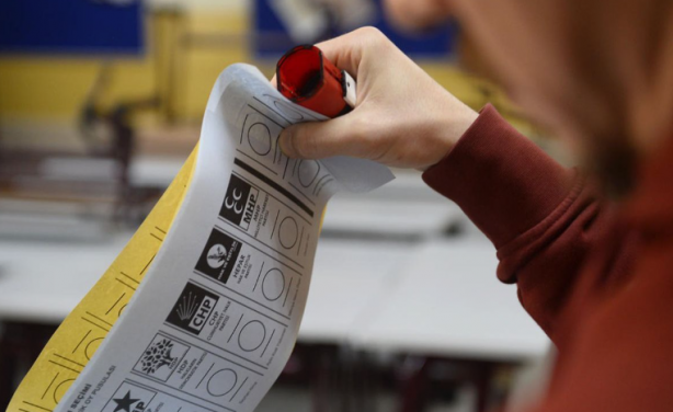 Foto - Ankara'da son seçim anketinin sonucu duyuruldu! Mansur Yavaş'ın oy oranı tam anlamıyla olay