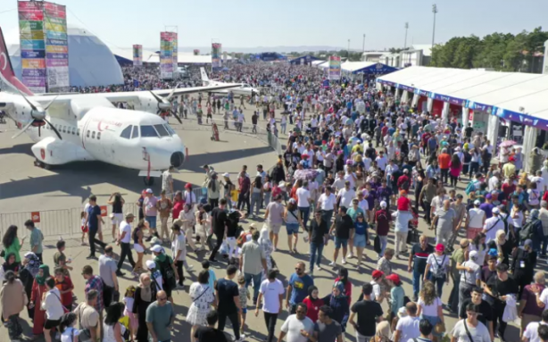 Foto - Ankara'da TEKNOFEST rüzgarı! Yerli çelik kanatlara büyük ilgi