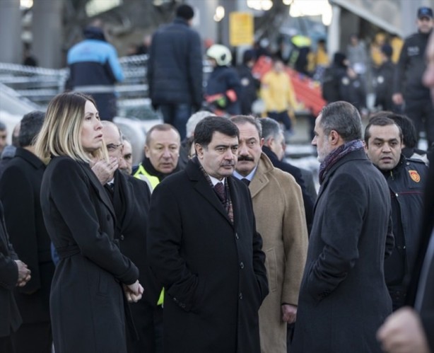Foto - Ankara'da Yüksek Hızlı Tren kazası! 2 vagon devrildi