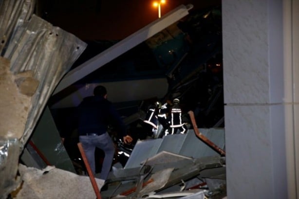 Foto - Ankara'da Yüksek Hızlı Tren kazası! 2 vagon devrildi