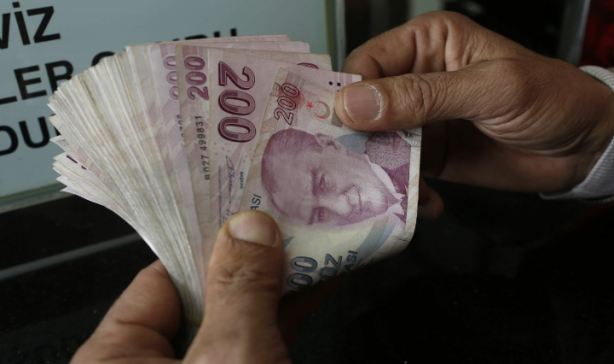 Ankara'da her şeyden haberi olan isim 'bunu hak ediyorlar' diyerek emekli maaşlarına yapılacak zammı açıkladı