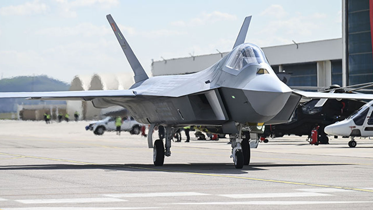 Foto - Ankara'ya peş peşe telefon geldi: Hindistan Pakistan savaşı sonrası Türkiye'den MMU Kaan istediler