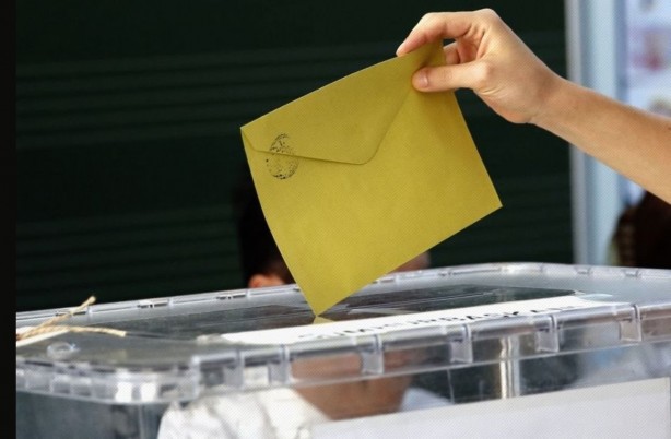 Foto - Ankara'yı sallayan haber! Hande Fırat duyurdu: 2 Parti daha Cumhur İttifakı'na giriyor!