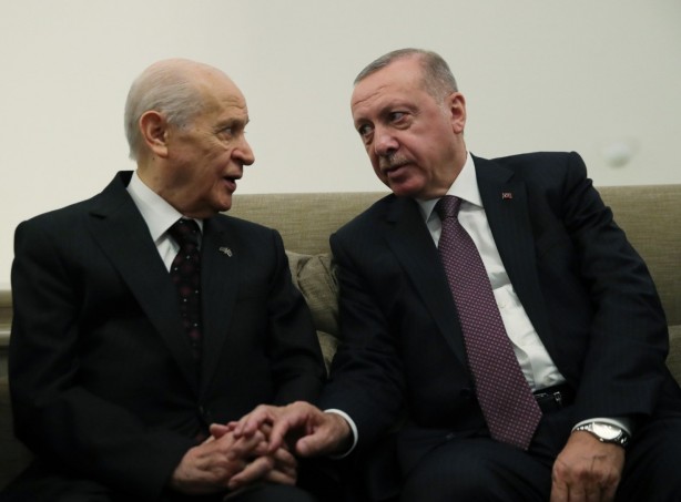 Foto - Ankara'yı sallayan haber! Hande Fırat duyurdu: 2 Parti daha Cumhur İttifakı'na giriyor!