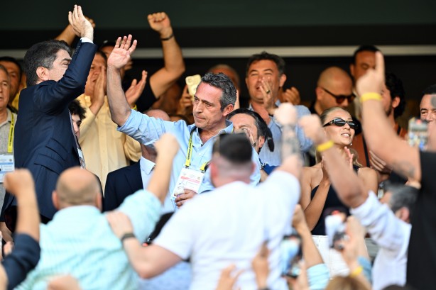 Foto - Anlaşması sona erdi ve Fenerbahçe düğmeye bastı! 12 milyon euro gözden çıkarıldı…