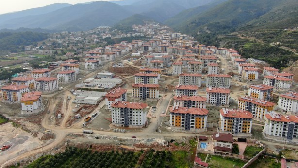 Anlatmaya gerek yok görüyorsunuz! Asrın felaketinin vurduğu Antakya’nın son hali