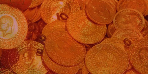 Anlık altın fiyatları: Çeyrek altın, gram altın, cumhuriyet altını, yarım ne kadar? (22 Temmuz 2022 Cuma)