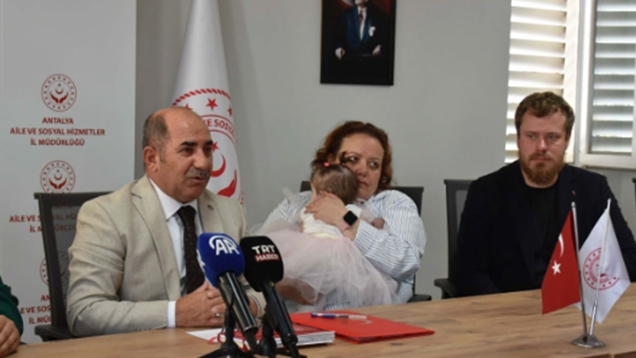 Foto - Yedi ay önce Antalya Havalimanı'nda tuvalet klozetine bırakılan Rus uyruklu bebekten haber var